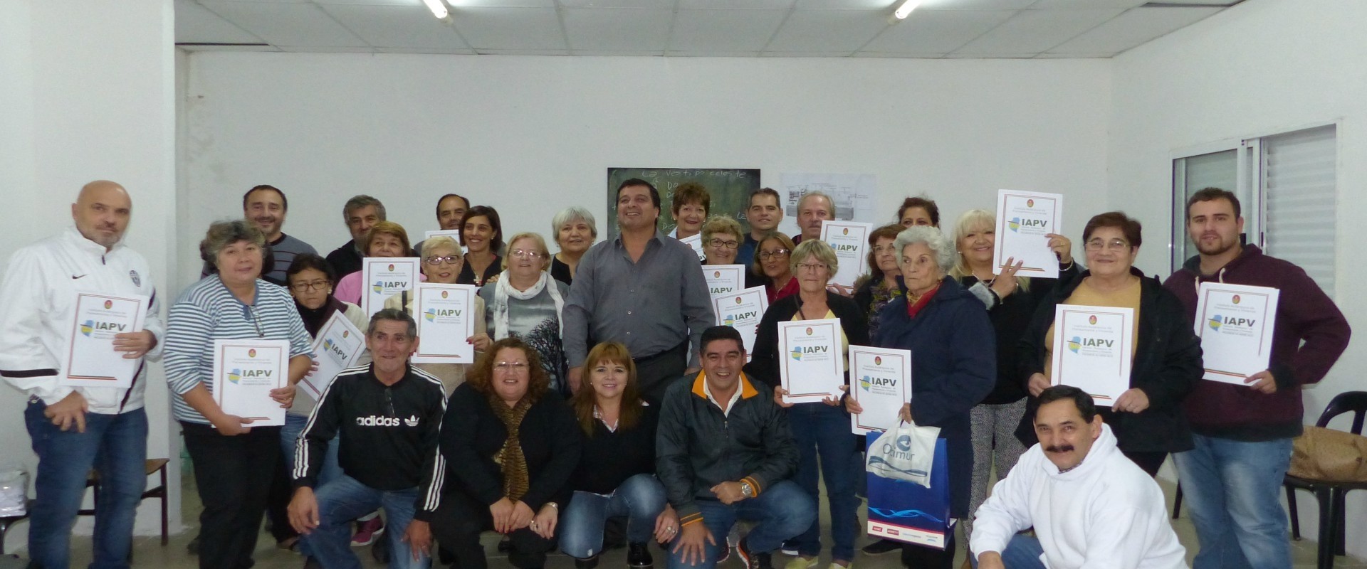 La provincia entregó más de 100 escrituras de viviendas sociales en Paraná