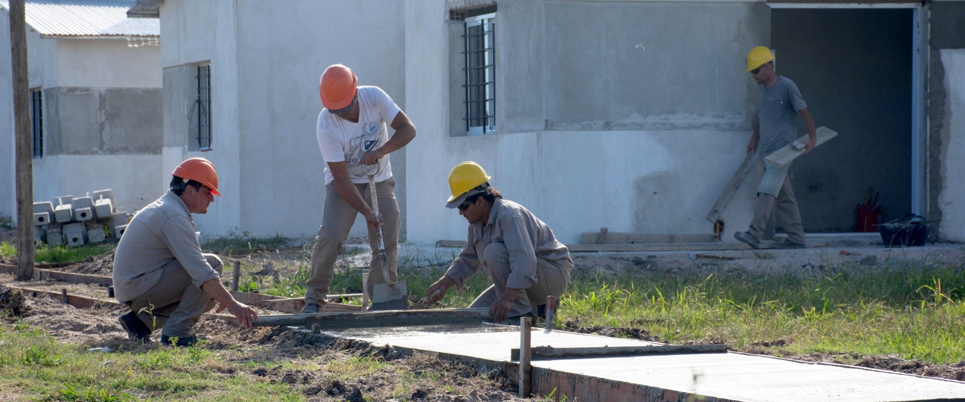 Licitarán 10 nuevas viviendas en Enrique Carbó con recursos provinciales