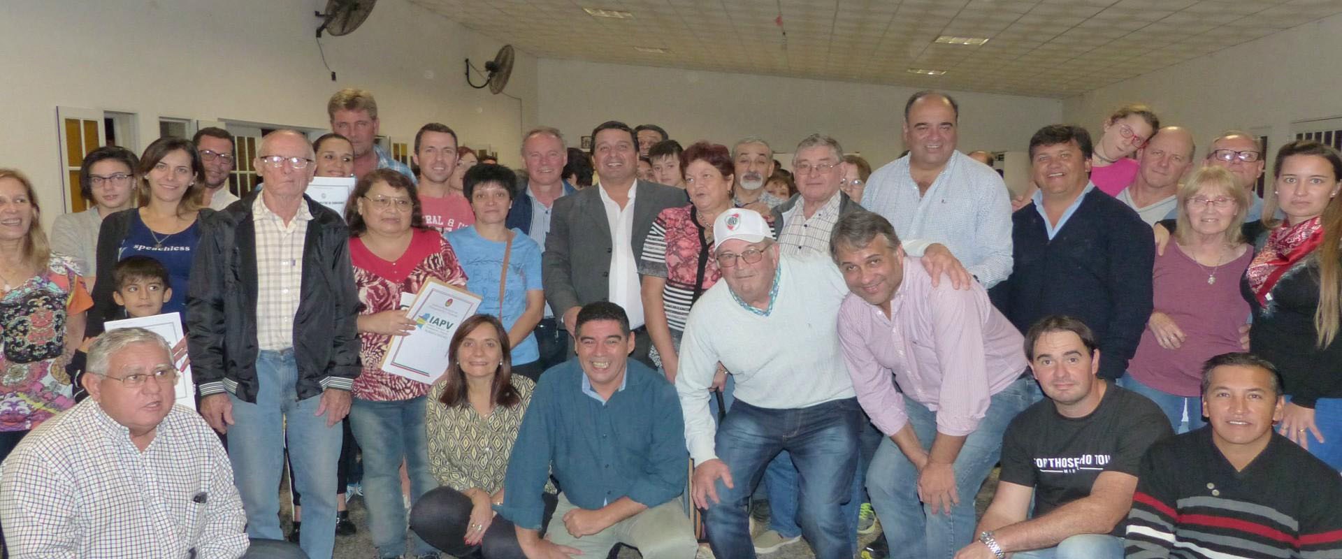 El IAPV entregará más de 130 escrituras de viviendas sociales a familias de  Basavilbaso y Concepción del Uruguay