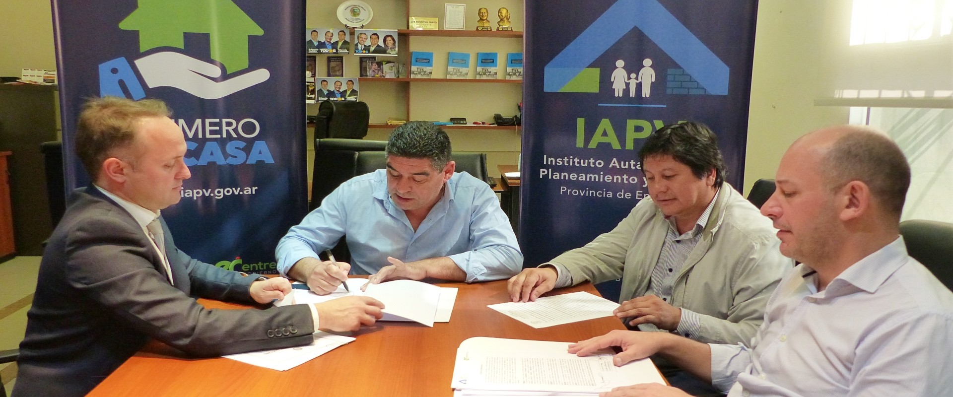 La provincia construirá 12 nuevas viviendas en Hernández financiadas con fondos propios