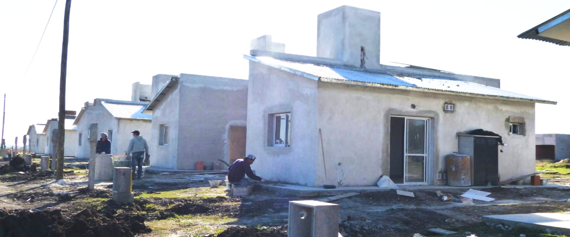 Comenzaron a construirse con recursos provinciales 45 viviendas en cuatro localidades entrerrianas