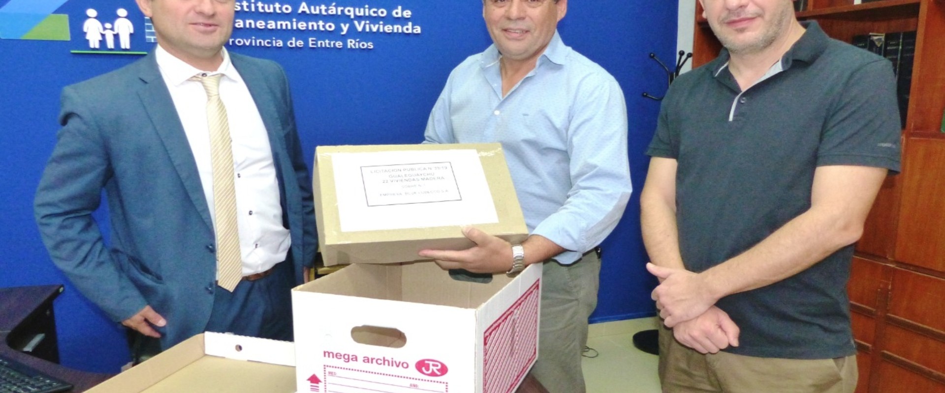 Nuevas viviendas de madera  para Gualeguaychú  se licitaron con fondos provinciales