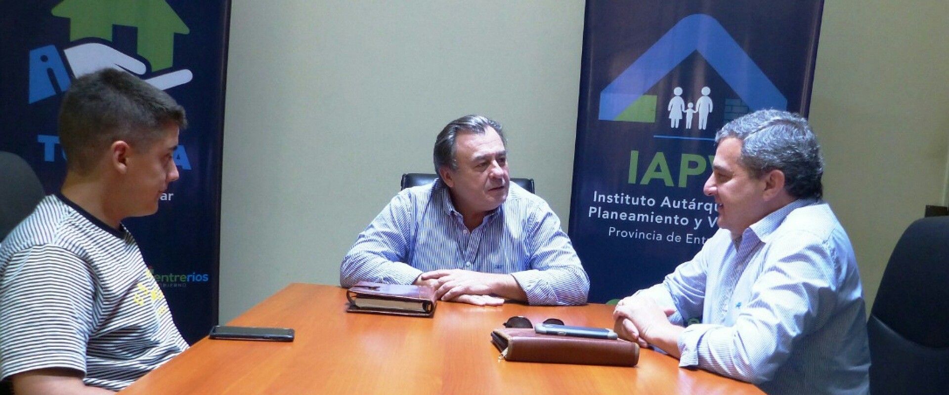 La provincia trabaja en soluciones habitacionales para localidades del departamento Diamante