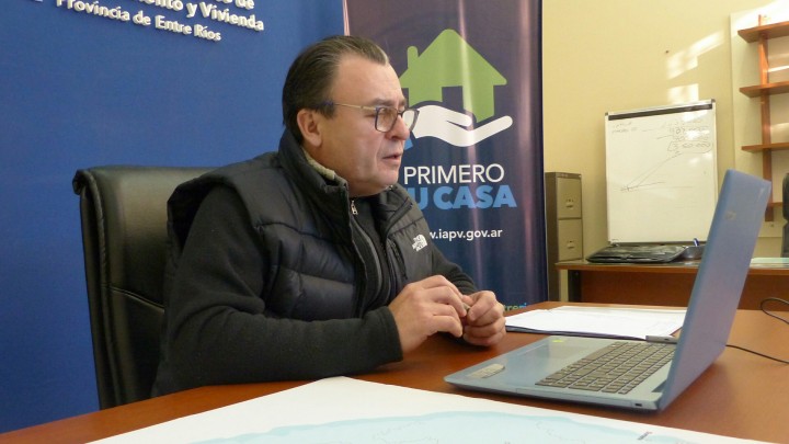 El gobierno trabaja en nuevas soluciones habitacionales para Enrique Carbó
