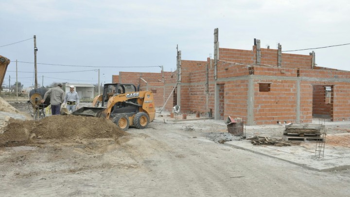 La ejecución de nuevas viviendas progresa en tres localidades entrerrianas