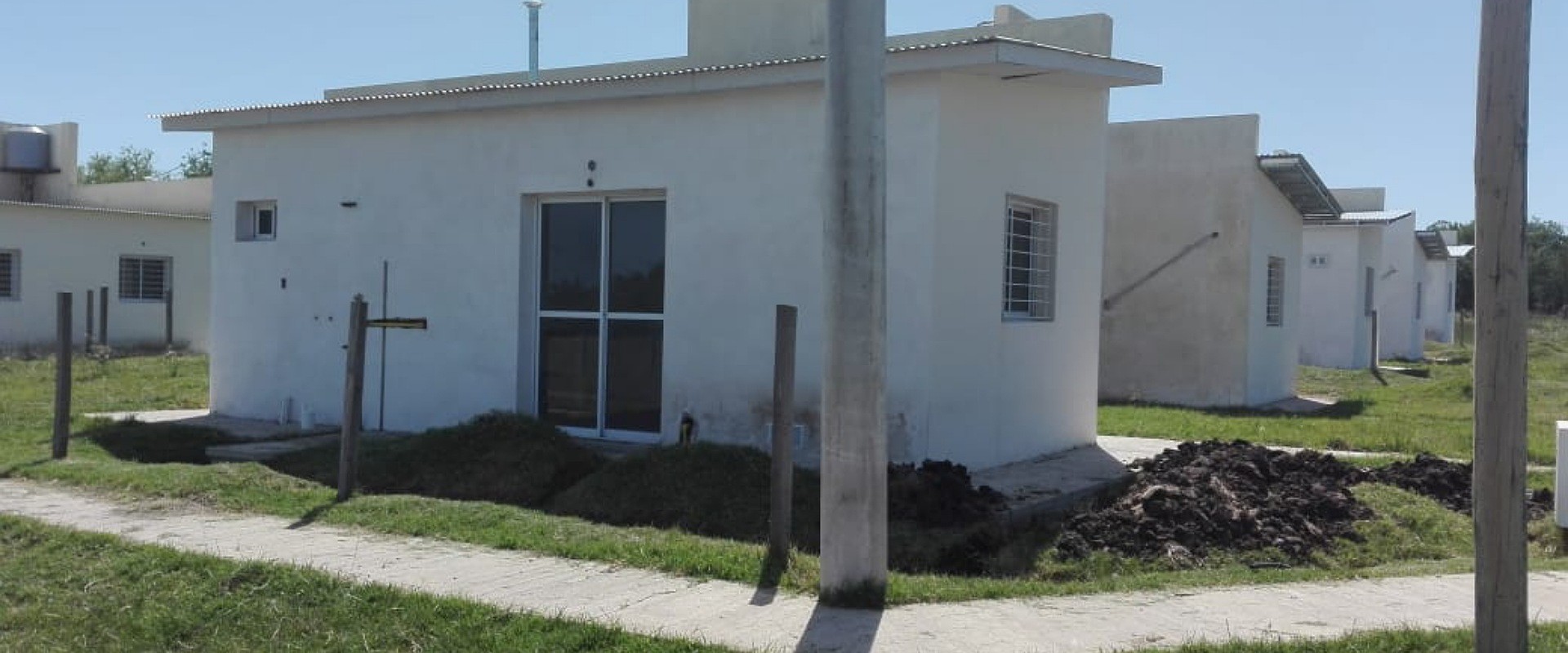 Con fondos provinciales  reanudaron la construcción de viviendas en Villa Mantero
