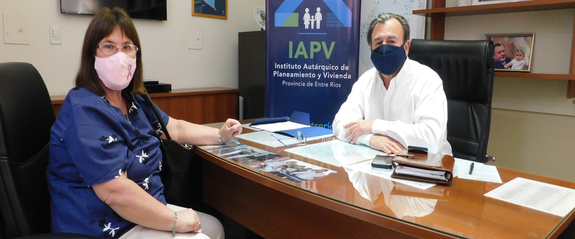 Gestionan la construcción de nuevas viviendas con fondos provinciales para Villa Elisa