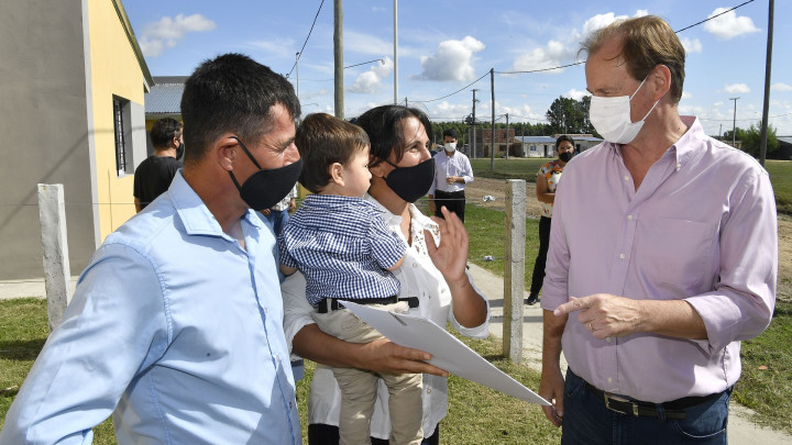 Bordet ratificó la presencialidad en las escuelas y destacó el monitoreo de la situación sanitaria