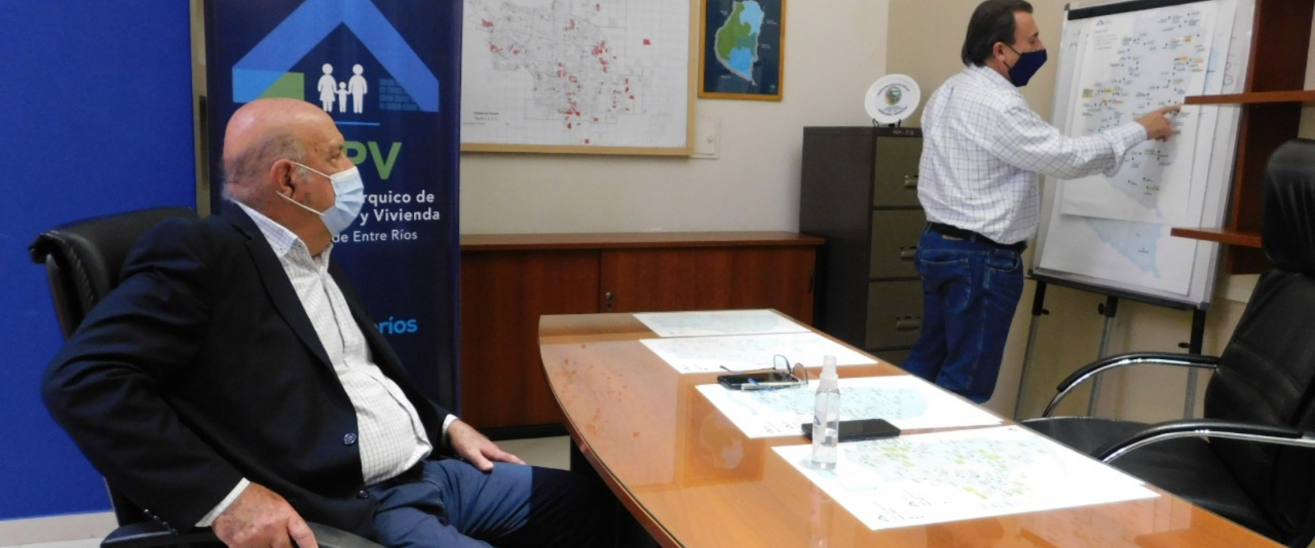 Evaluaron la política habitacional del departamento Uruguay