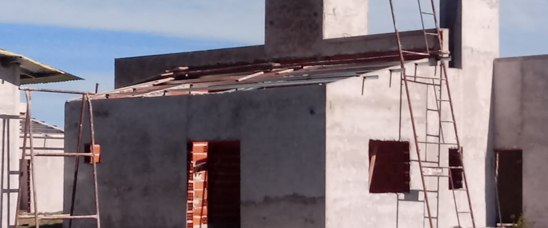 Se construyen 51 viviendas en Concepción del Uruguay, Caseros y Enrique Carbó