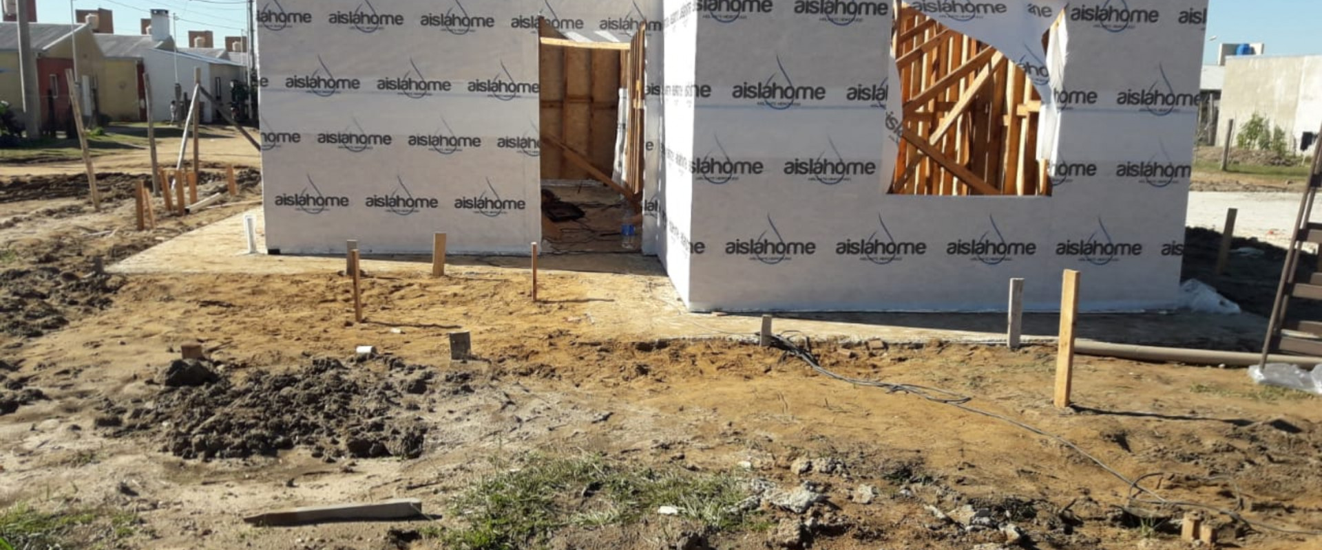 A buen ritmo, avanza la construcción de viviendas de madera en Chajarí