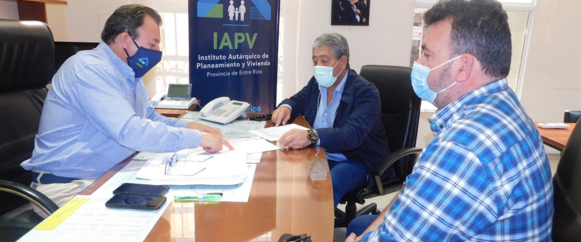 Autoridades del IAPV y de Uocra abordaron la política habitacional