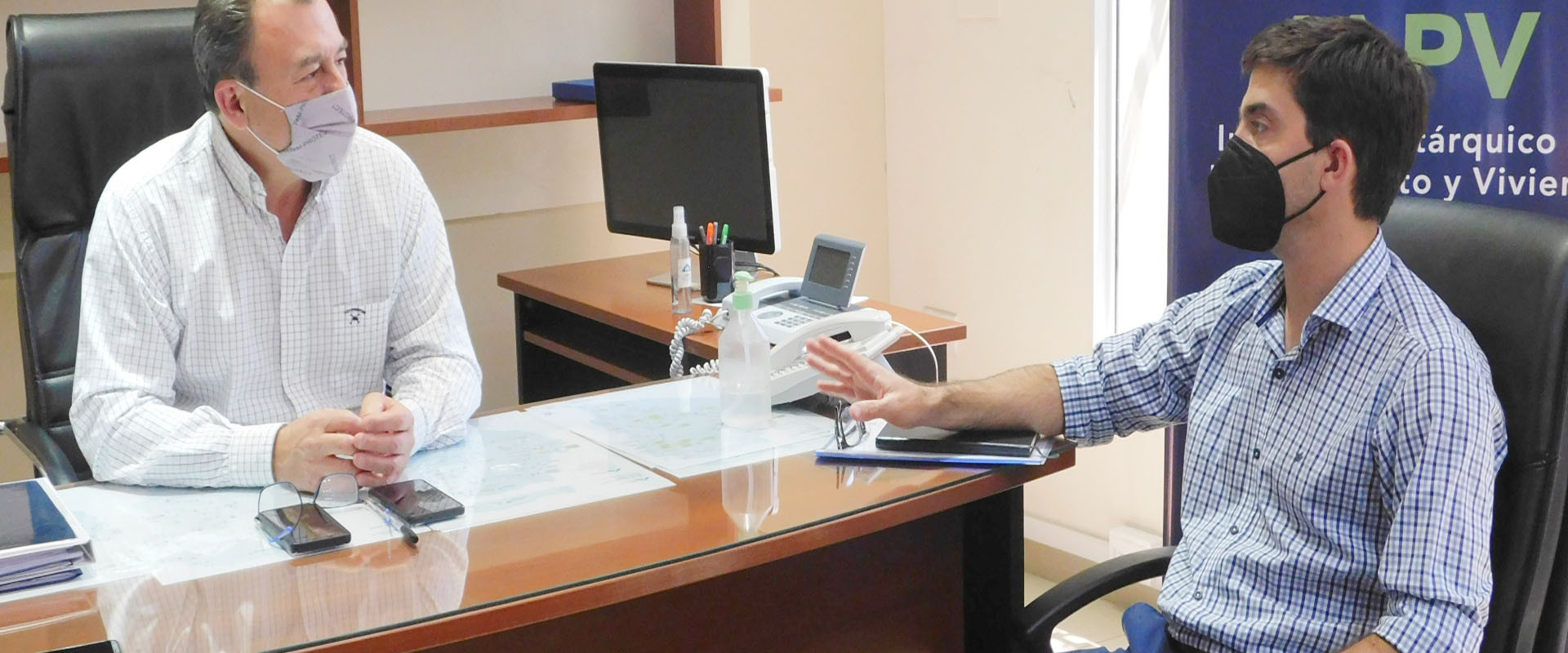 Gestionan en nuevas soluciones habitacionales para Hasenkamp y La Paz