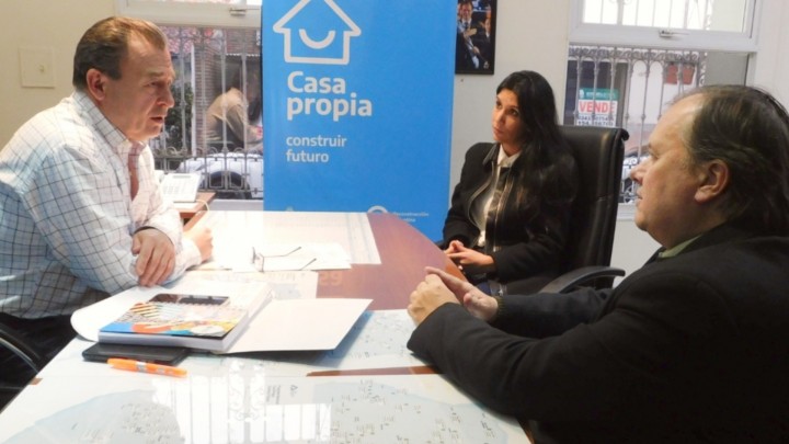 Gestionan nuevas viviendas para Chajarí, Galarza y docentes privados