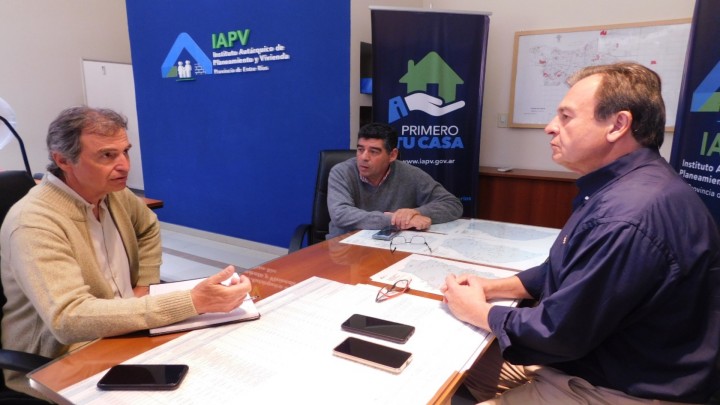 Se trabaja en más de 100 viviendas para el departamento La Paz