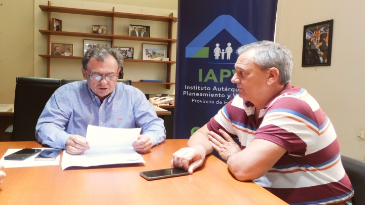 Se avanza en soluciones habitacionales para Herrera, Mansilla y Aldea San Antonio con fondos nacionales