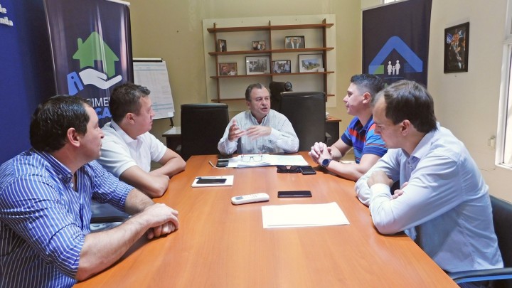 Se proyectan viviendas para localidades del departamento Uruguay con fondos nacionales y provinciales