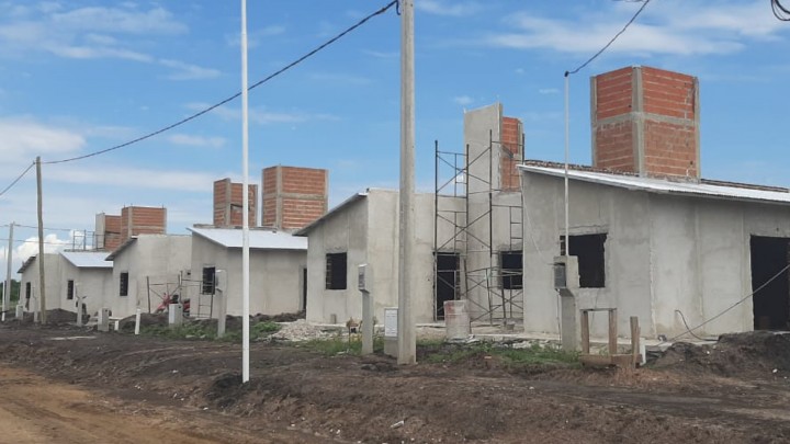 Se construirán 163 nuevas viviendas con recursos provinciales en 10 localidades
