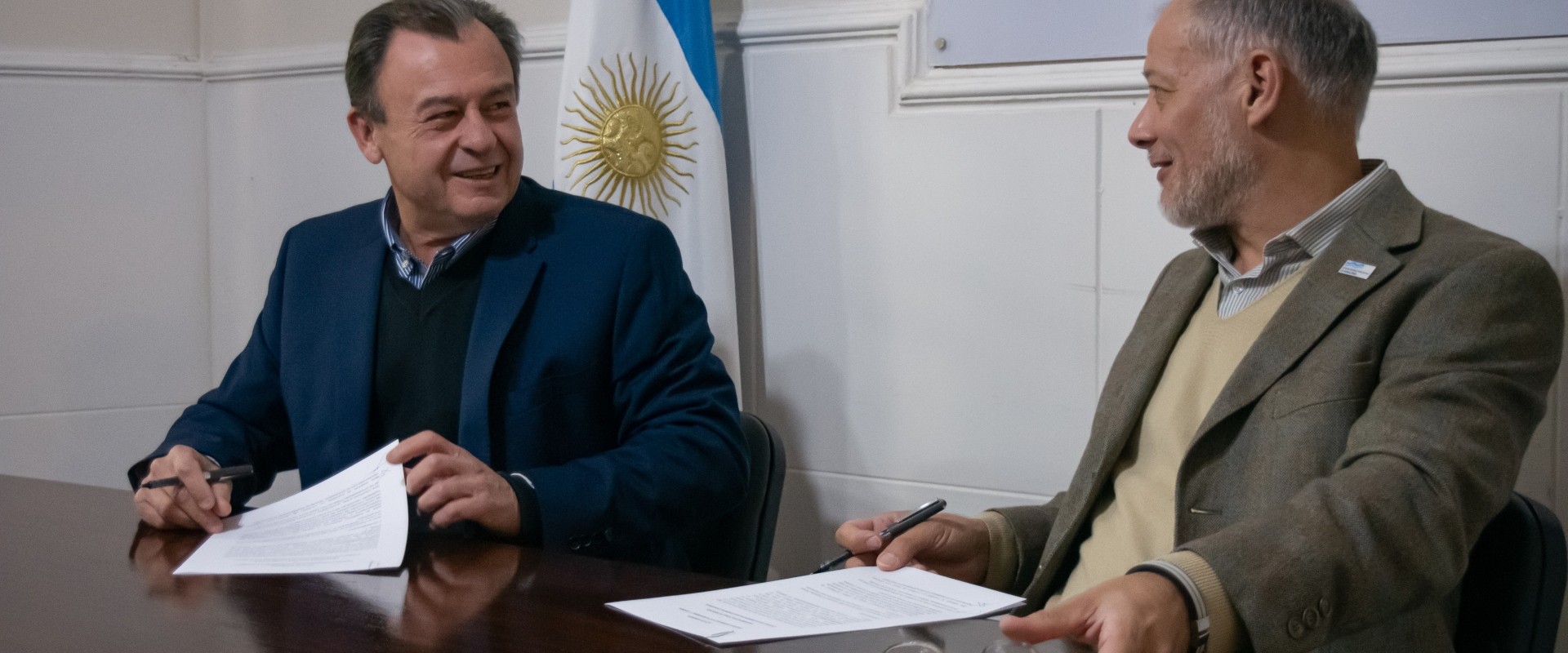 IAPV y UNER concretan convenio para construir residencias destinadas a estudiantes universitarios
