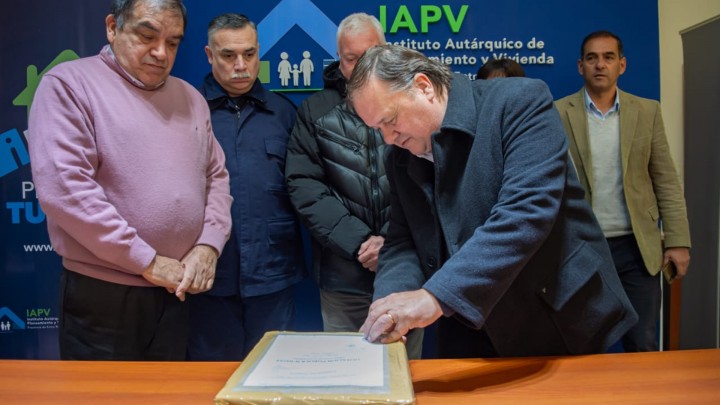 Se presentaron cuatro ofertas para construir viviendas en Gualeguaychú y Chajarí
