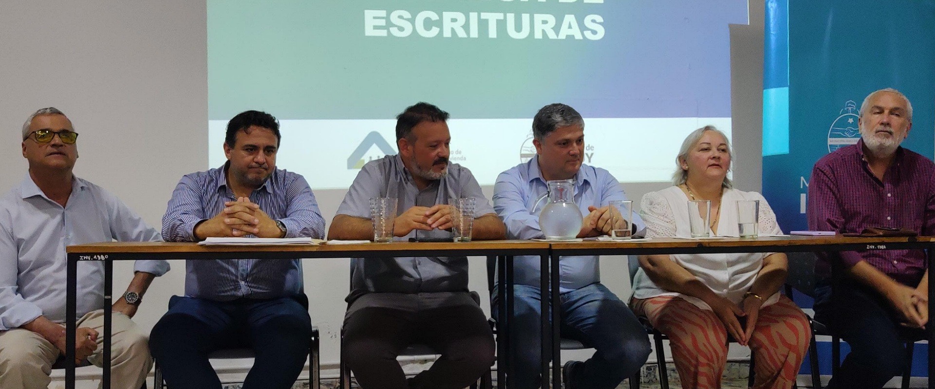 Familias de Ibicuy recibieron las escrituras de sus viviendas