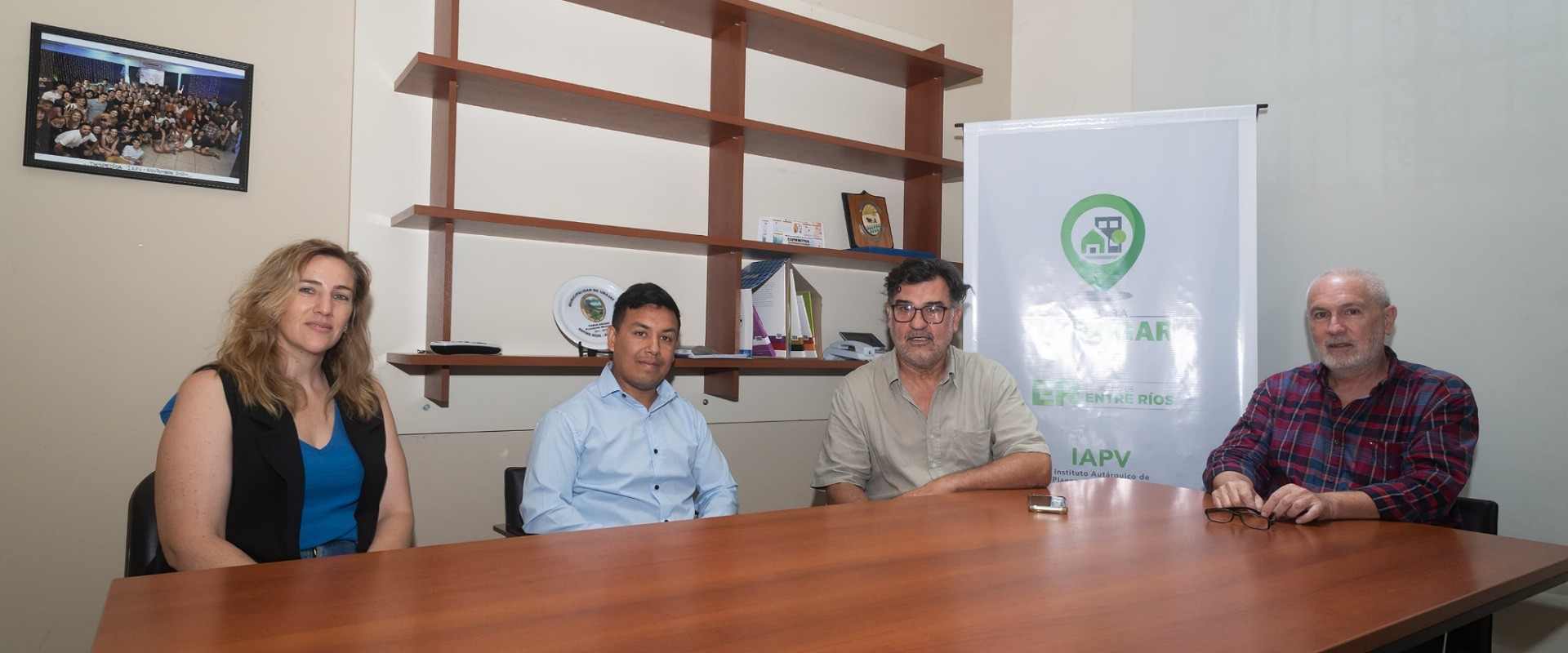 El IAPV abordó nuevas operatorias de viviendas con la comuna de Arroyo Barú