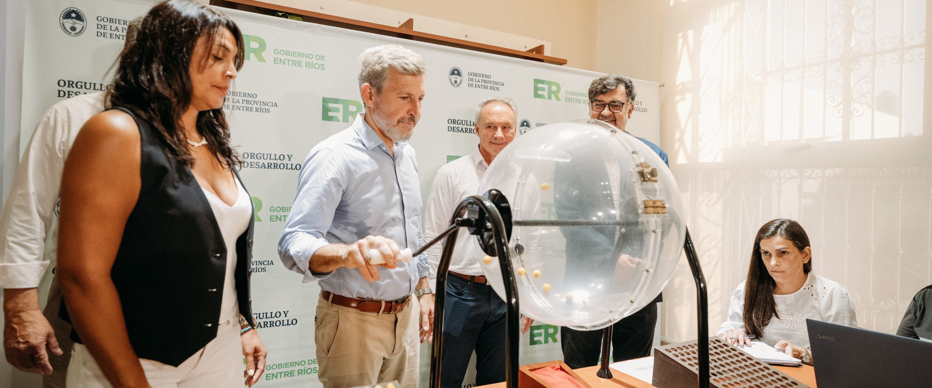 El gobierno sorteó créditos para 400 viviendas a través del programa Ahora tu Hogar