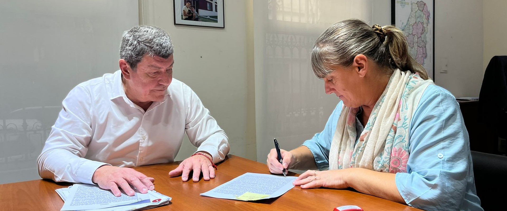 Se firmó comodato entre IAPV y comuna Colonia Roca