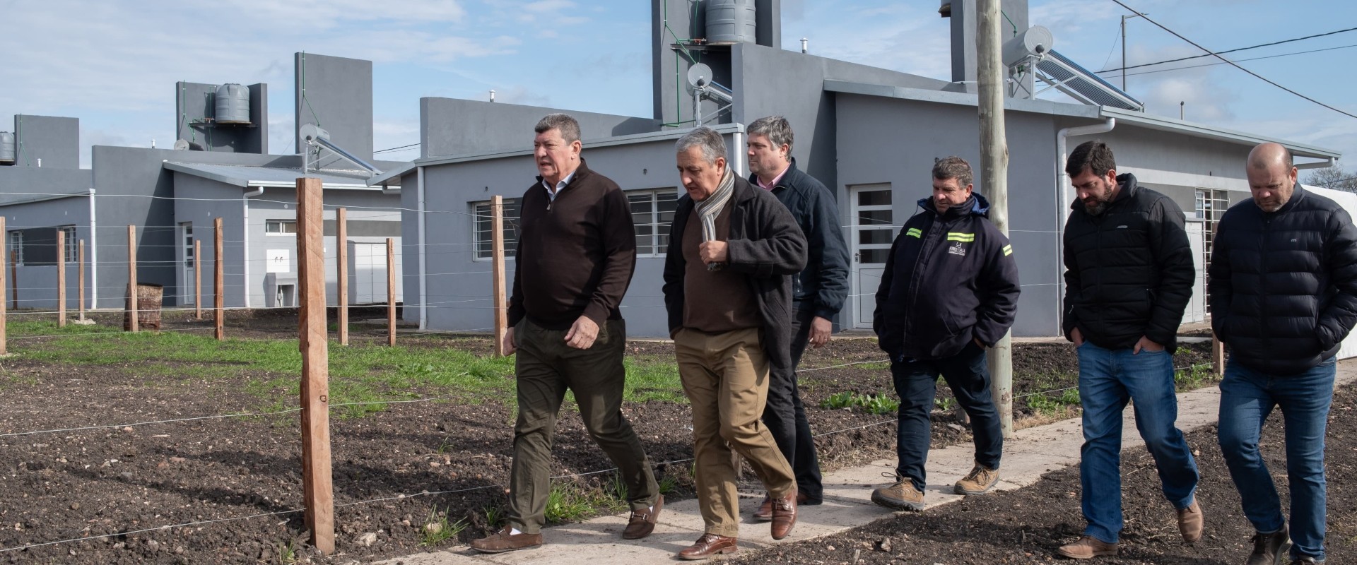 Supervisan el avance de obras de viviendas que se construyen en Urdinarrain