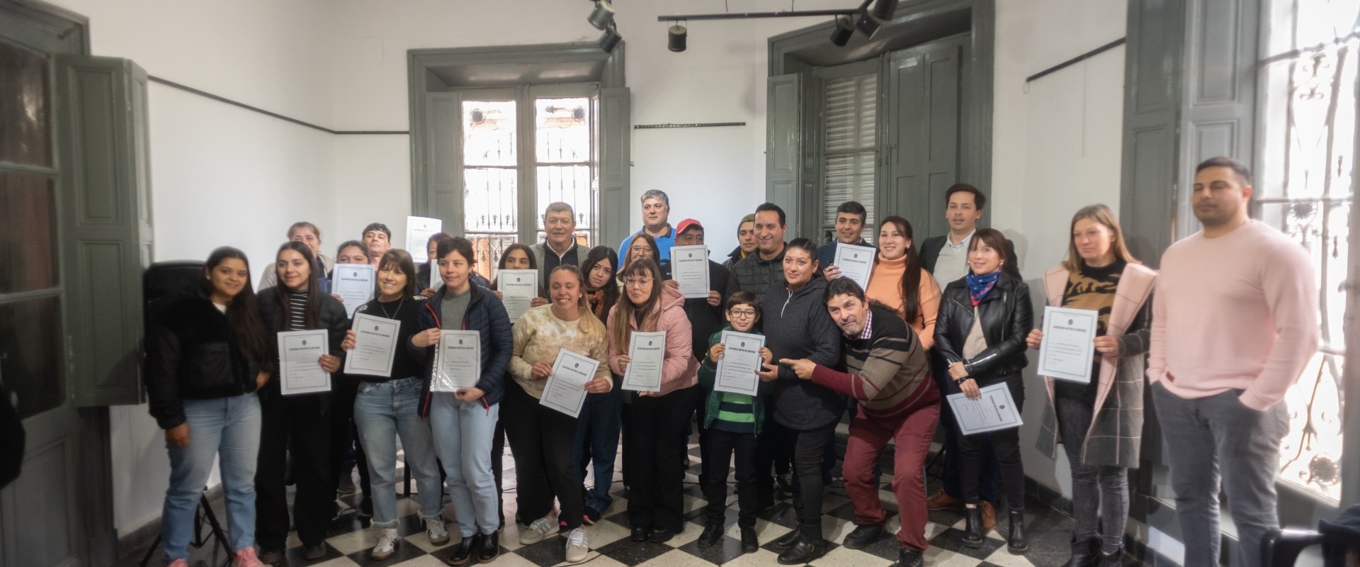 Familias de Nogoyá recibirán las escrituras de sus viviendas