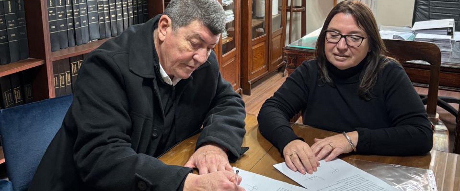 El IAPV y la Escribanía Mayor de Gobierno ampliaron un convenio para fortalecer la operatoria de créditos habitacionales