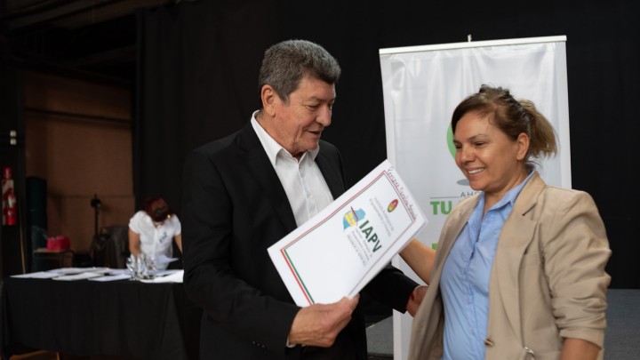 La provincia entregó escrituras en la ciudad de Paraná