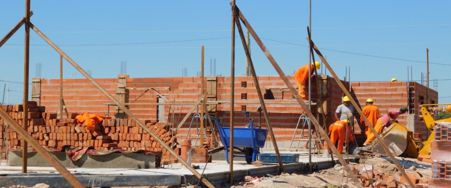 Avanzan 48 viviendas en San Salvador con financiamiento provincial