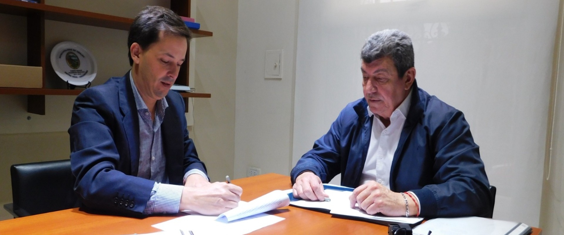 Trabajan para dar respuestas habitacionales a vecinos de Nogoy&aacute;