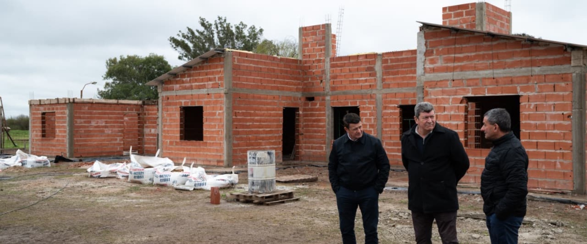 Avanza la construcci&oacute;n de 10 viviendas en Gobernador Mansilla