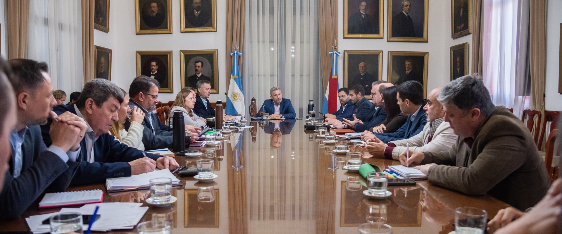 Funcionarios del IAPV participaron de la reuni&oacute;n de gabinete