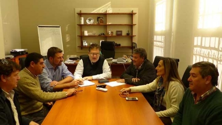 Avanzan las gestiones para ejecutar viviendas sociales para inundados en Federal