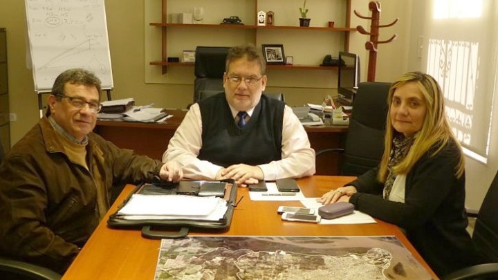 Gestionan la construcción de  nuevas viviendas para Lucas González